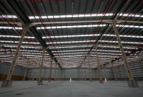 Foto infraestructura interna altura y columnas Foto bodega interna