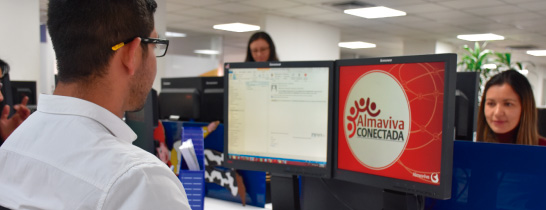 Foto servicio de clasificación arancelaria Foto oficina colaboradores